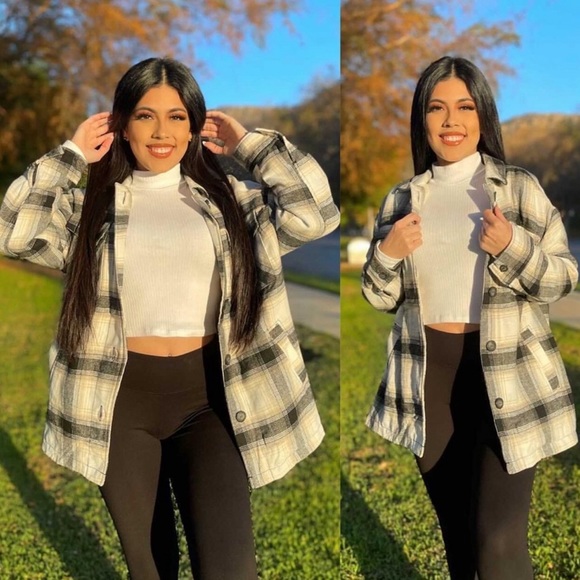 🆕Fur lined plaid oversized shacket - Picture 1 of 10